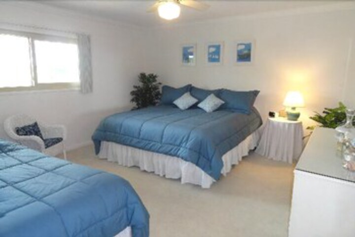 Room 18 of 21