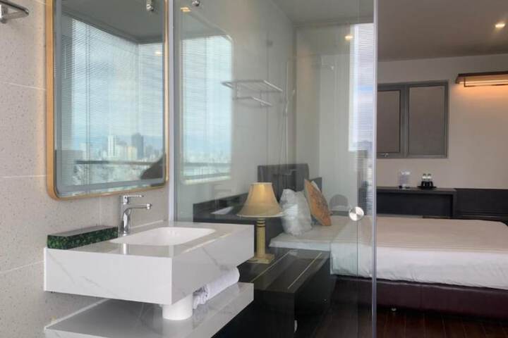 Room 60 of 119