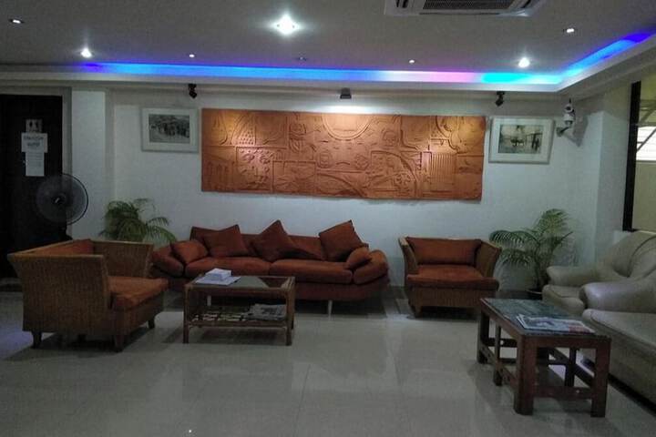 Room 12 of 17