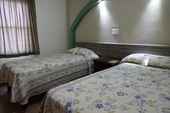 Room 21 of 53