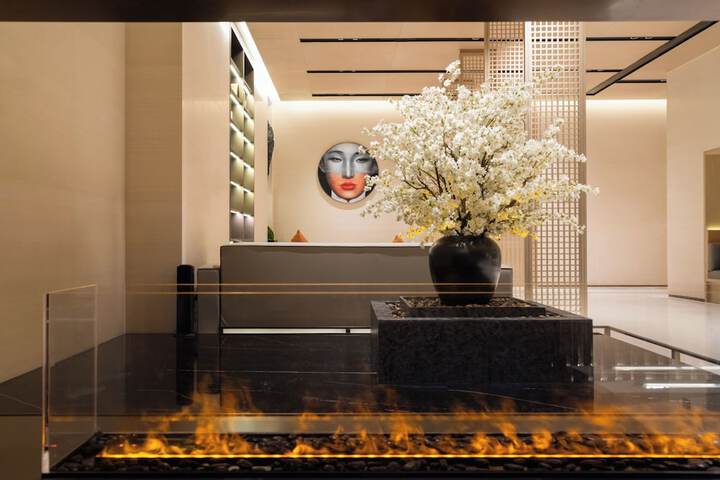 Hotel Interior 68 of 92