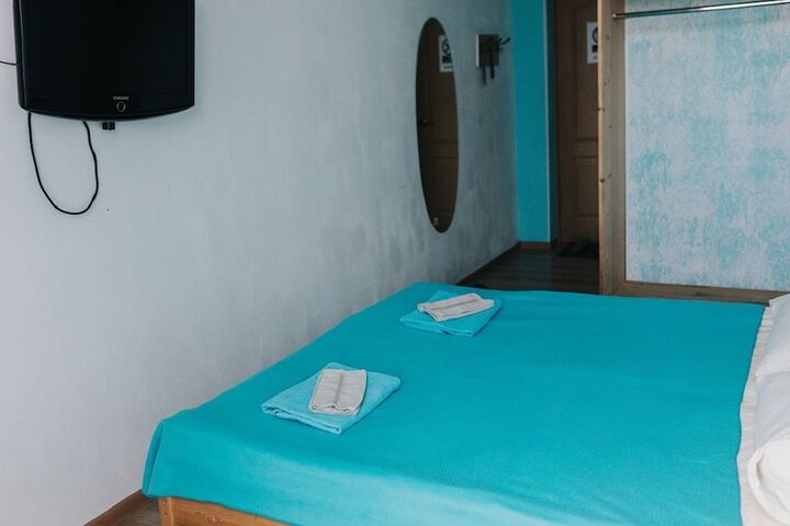 Room 3 of 14