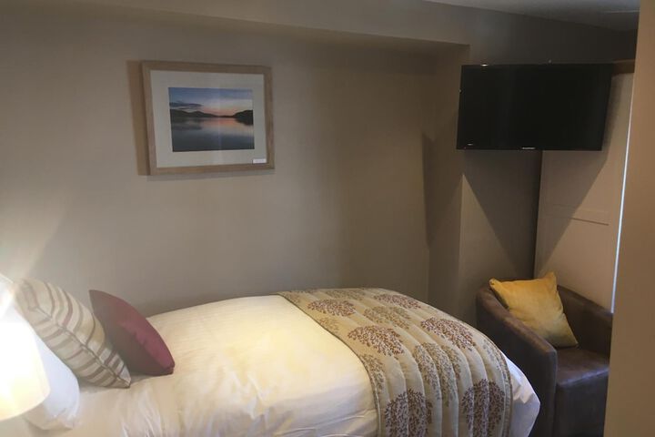 Room 15 of 43