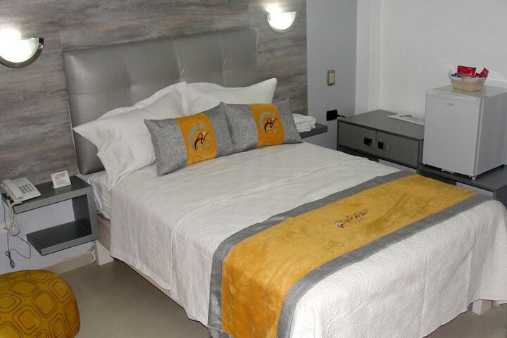 Room 4 of 31