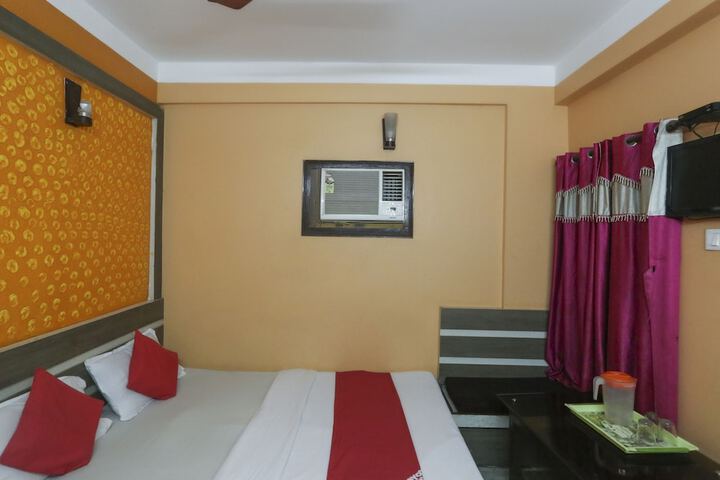Room 16 of 20