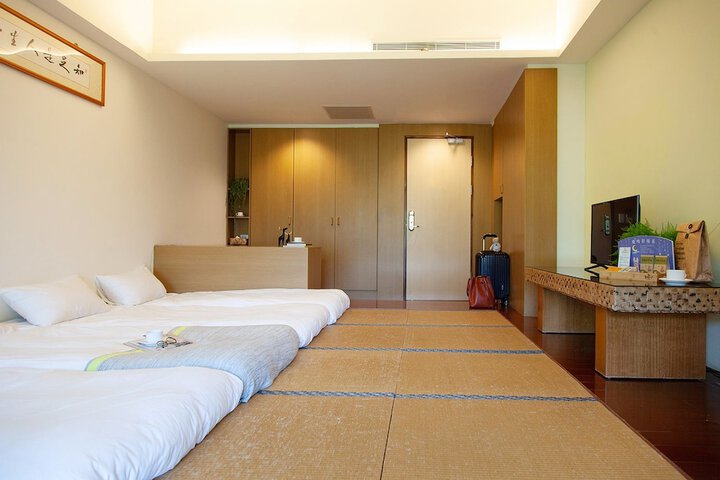 Room 7 of 50