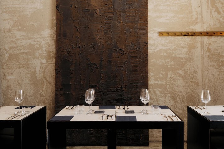 Dining 52 of 68