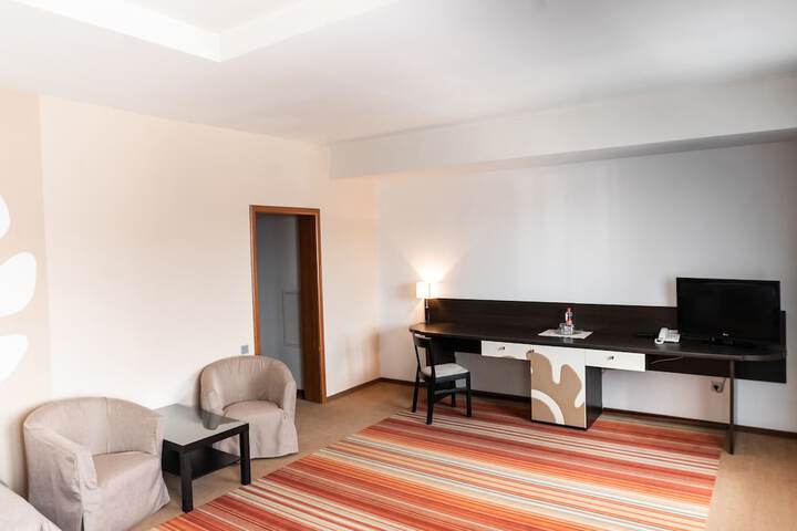 Room 18 of 72