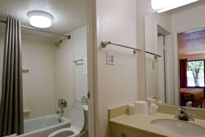 Clean Restrooms