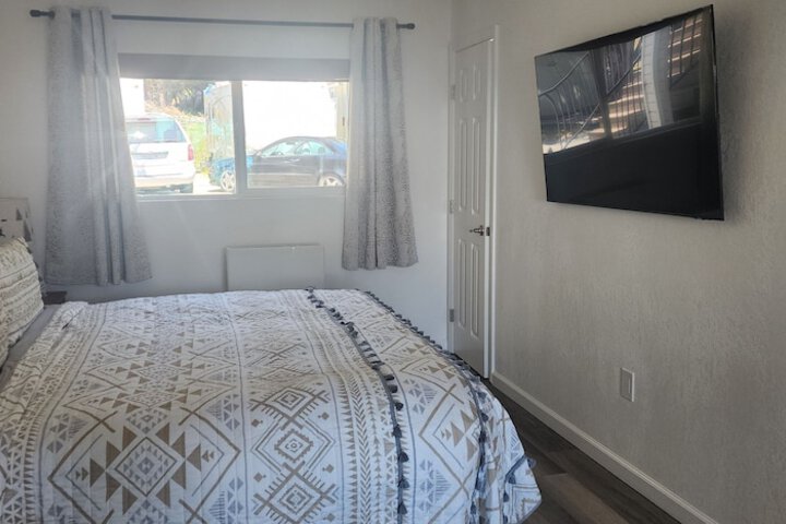 Room 11 of 31