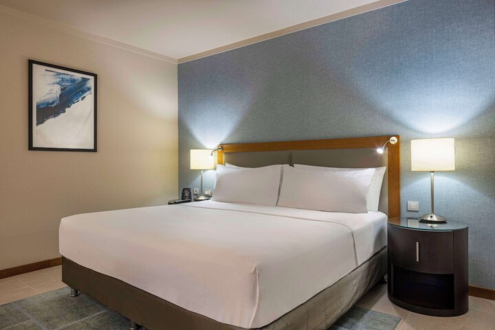 Room 17 of 151