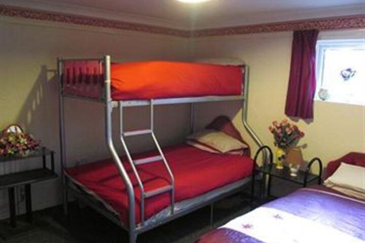 Room 18 of 29
