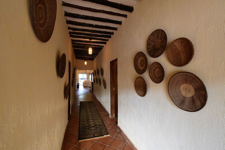Hotel 10 of 98