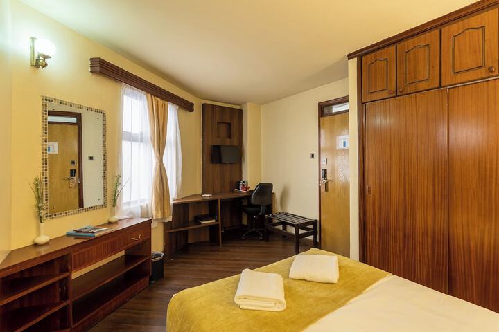 Room 64 of 174