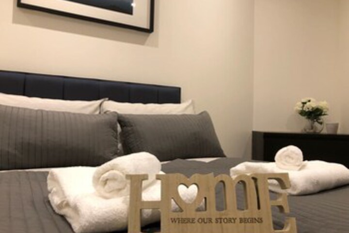 Room 8 of 22