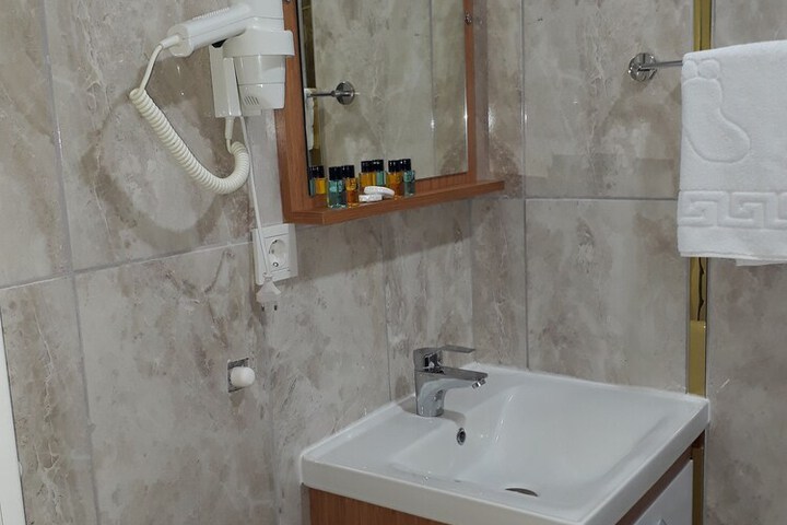 Room 13 of 13