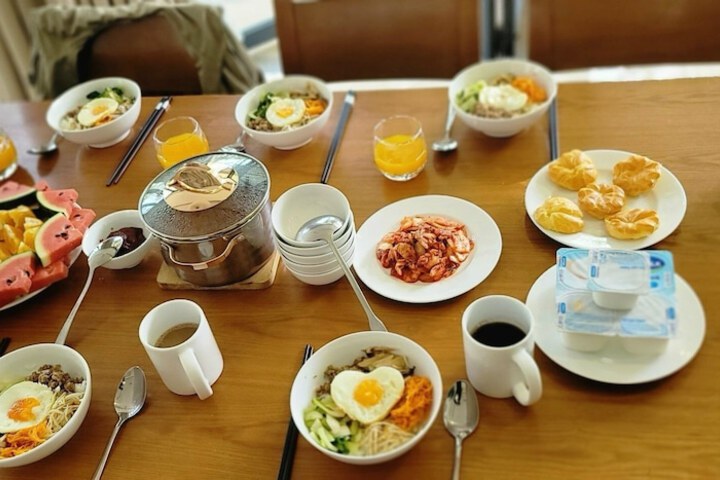 Breakfast/Coffee Service 227 of 246