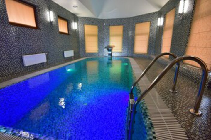 Pool 42 of 47