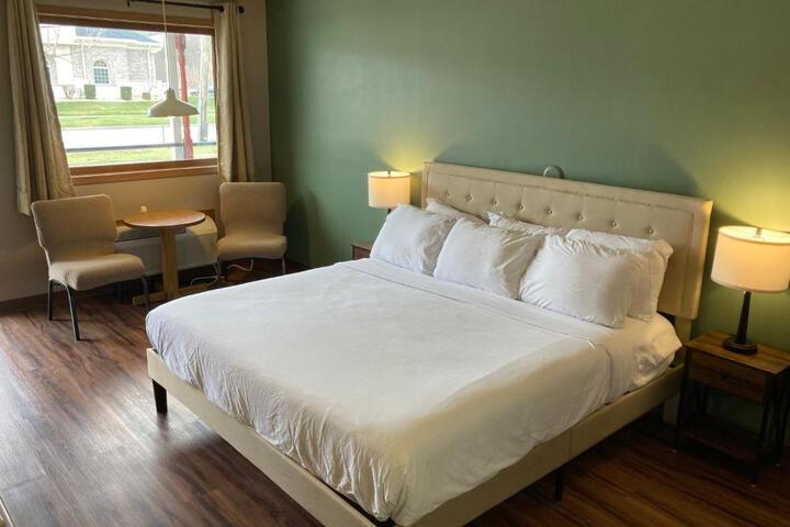 Superior Room 1 King Bed (29 of 39)