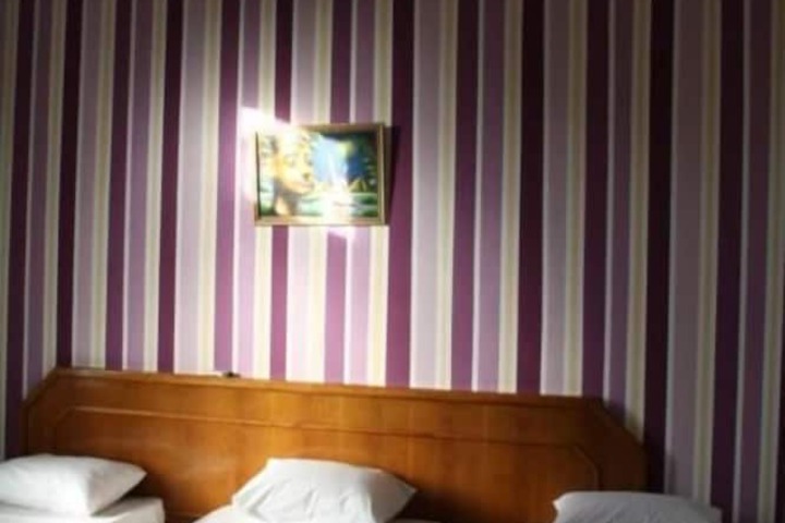 Room 25 of 79