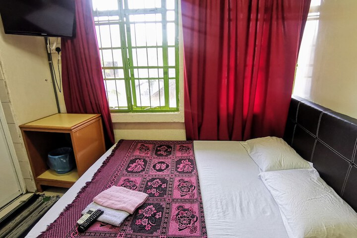 Room 25 of 96