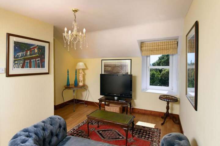 Room 22 of 35