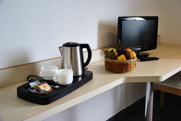 Breakfast/Coffee Service 8 of 34