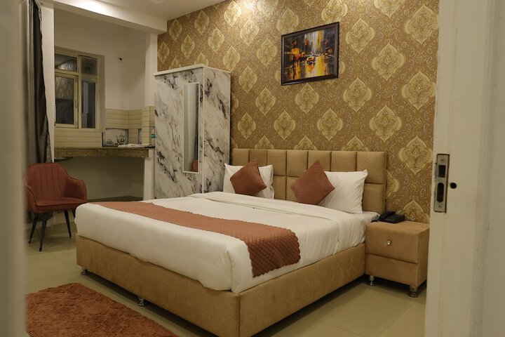 Room 7 of 54