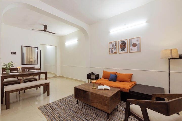 Room 16 of 36