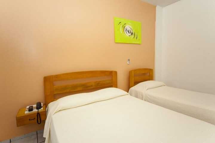 Room 9 of 35