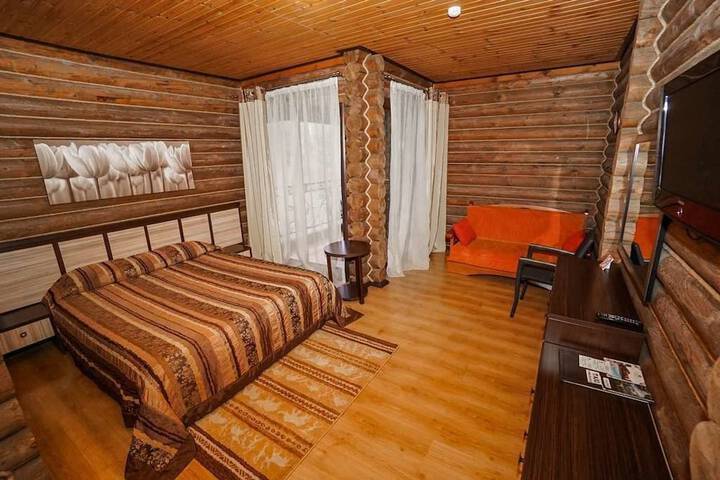 Room 34 of 158