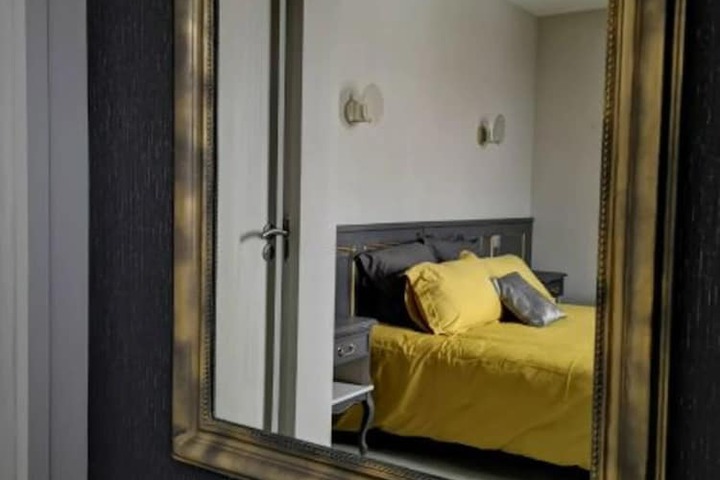 Room 6 of 51