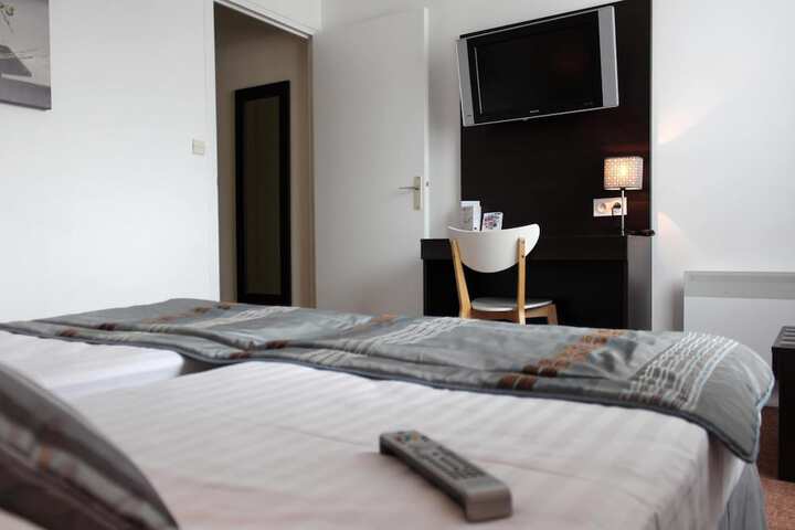Room 22 of 50
