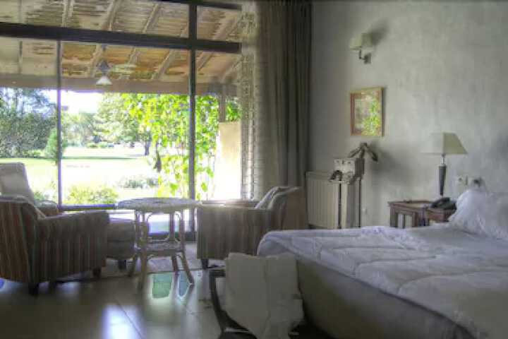 Room 20 of 94