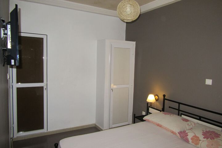 Room 5 of 45
