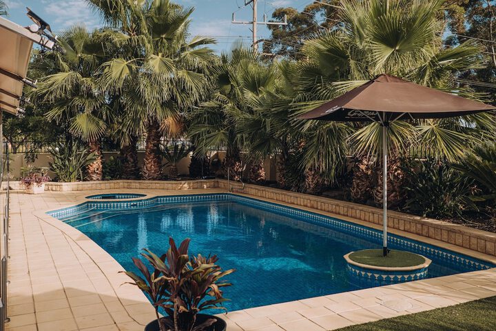 Pool 47 of 77