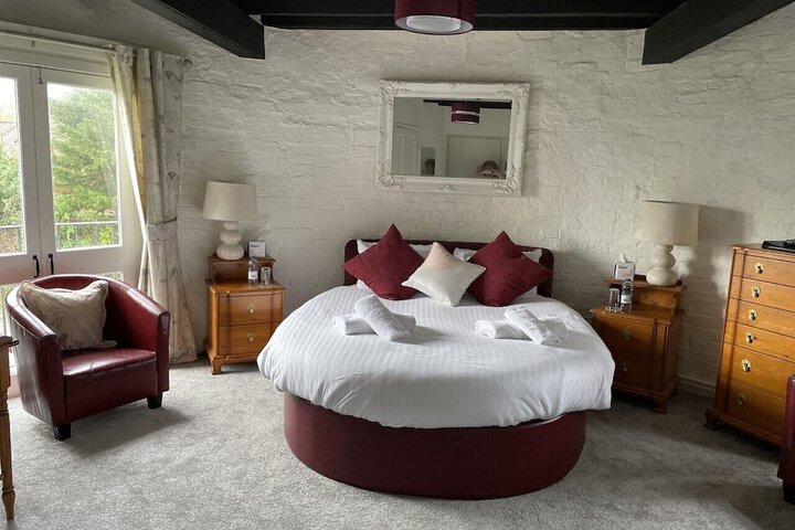 Room 4 of 29