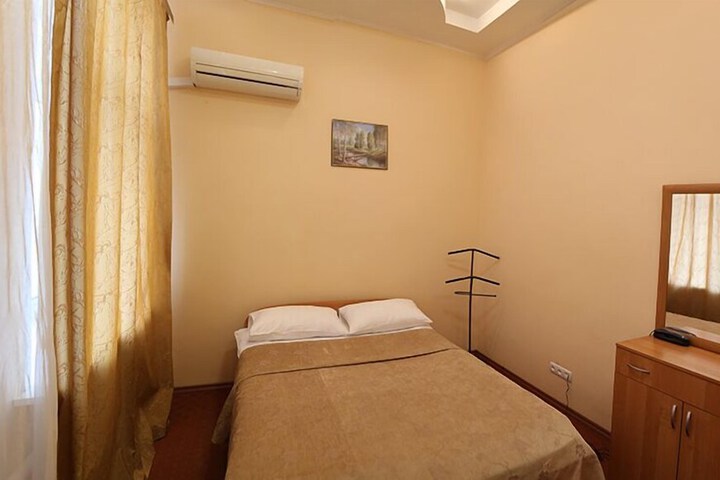 Room 14 of 89