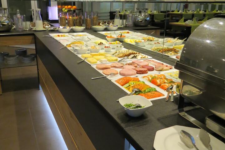 Breakfast/Coffee Service 110 of 125