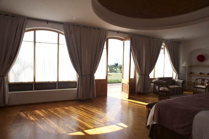 Room 15 of 46
