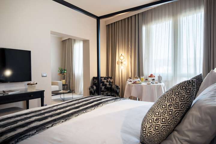 Room 10 of 78