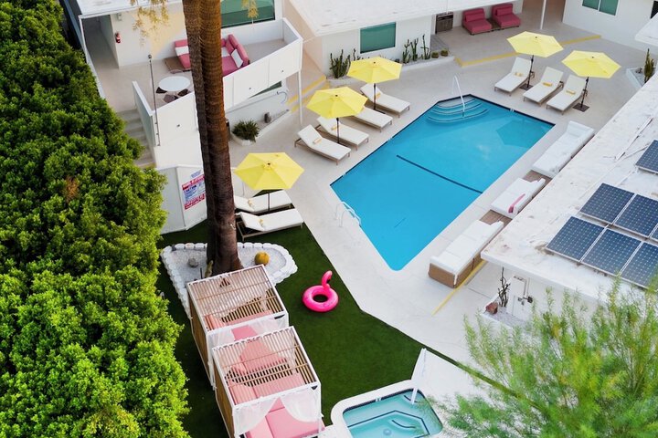 Hotel 66 of 68