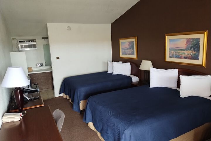 First Interstate Inn in Douglas, WY