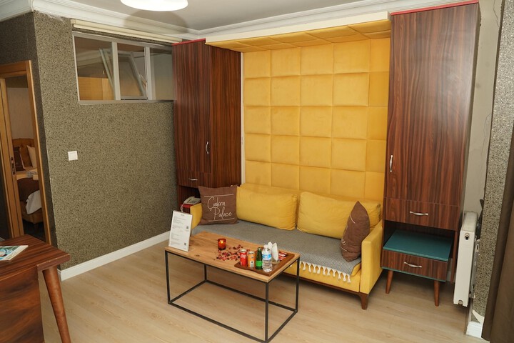 Room 51 of 67