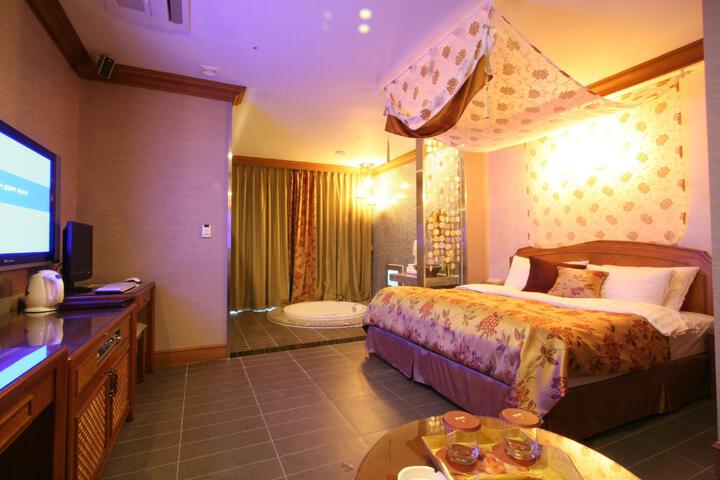 Wiz Hotel(Pa ju)