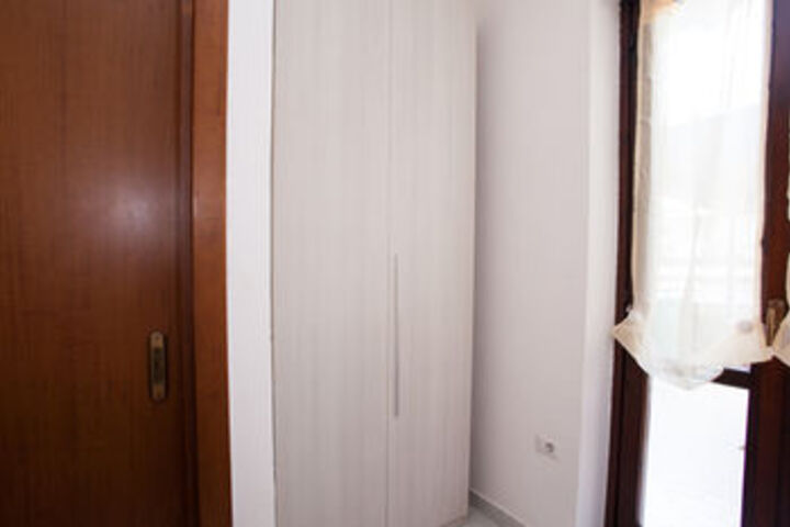 Room 184 of 320