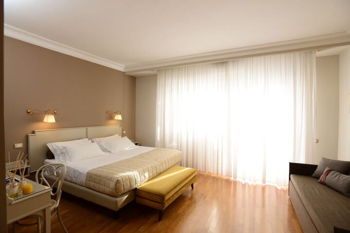 Room 3 of 57