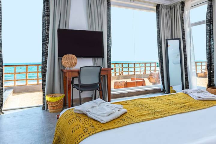 Room 4 of 78