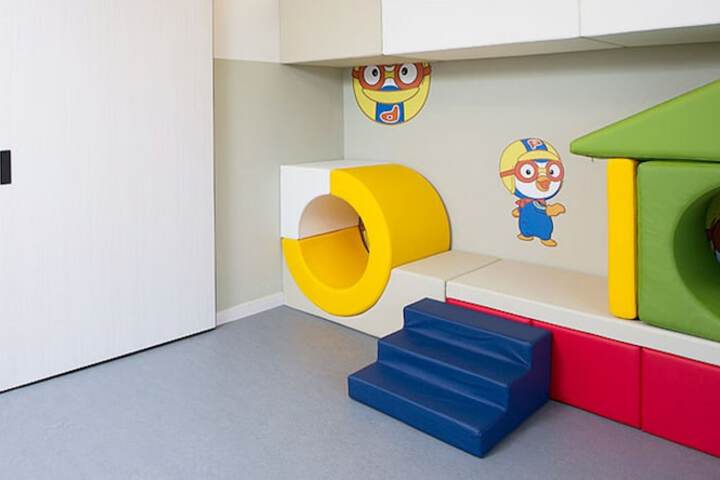 Room 7 of 45