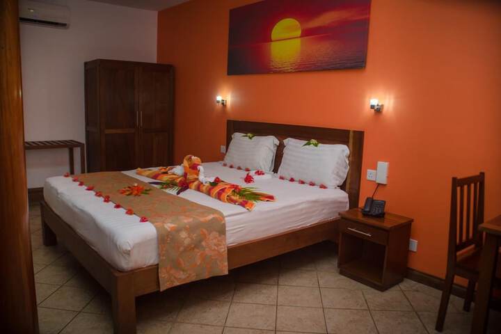 Room 8 of 49